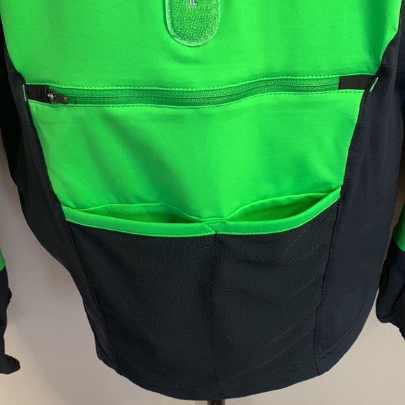 Ronhill run/cycling pullover - Picture 6 of 7